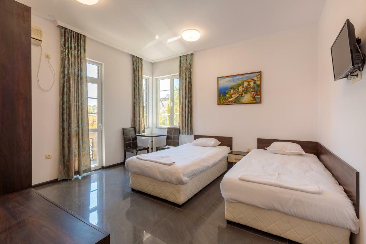 Seaside Guest Rooms Burgas City Exterior foto