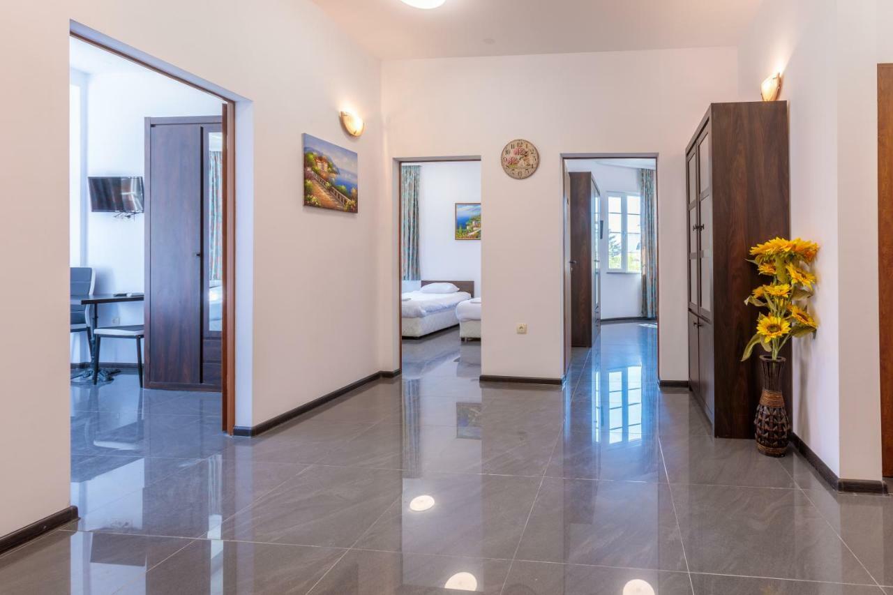 Seaside Guest Rooms Burgas City Exterior foto